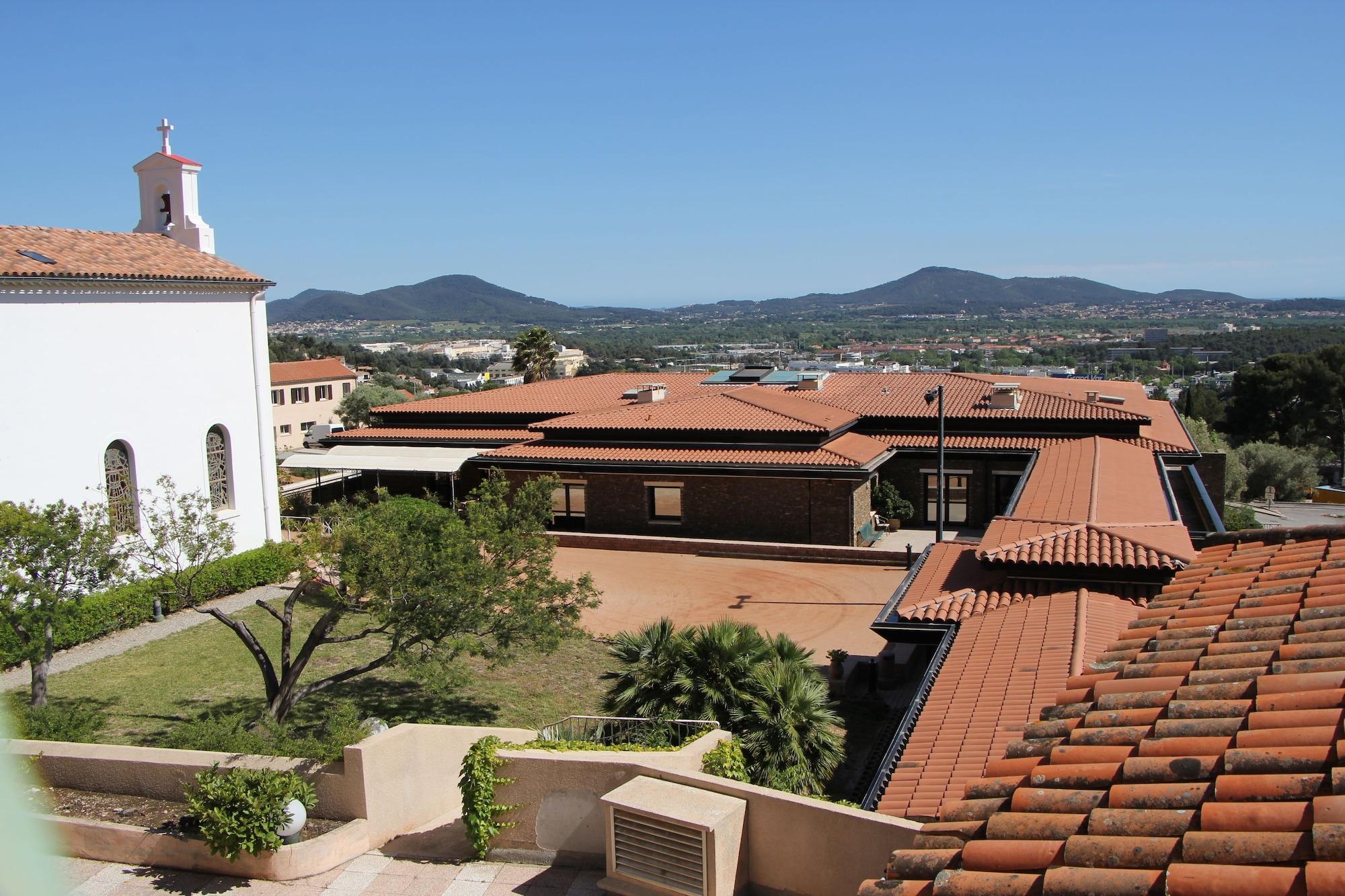 Domaine Des Gueules Cassees Hotell La Valette-du-Var Exteriör bild