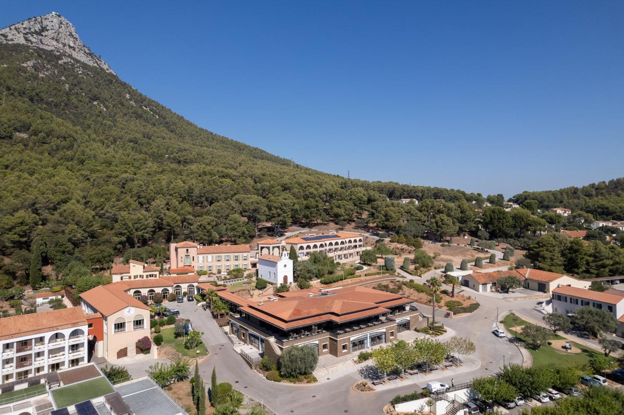 Domaine Des Gueules Cassees Hotell La Valette-du-Var Exteriör bild